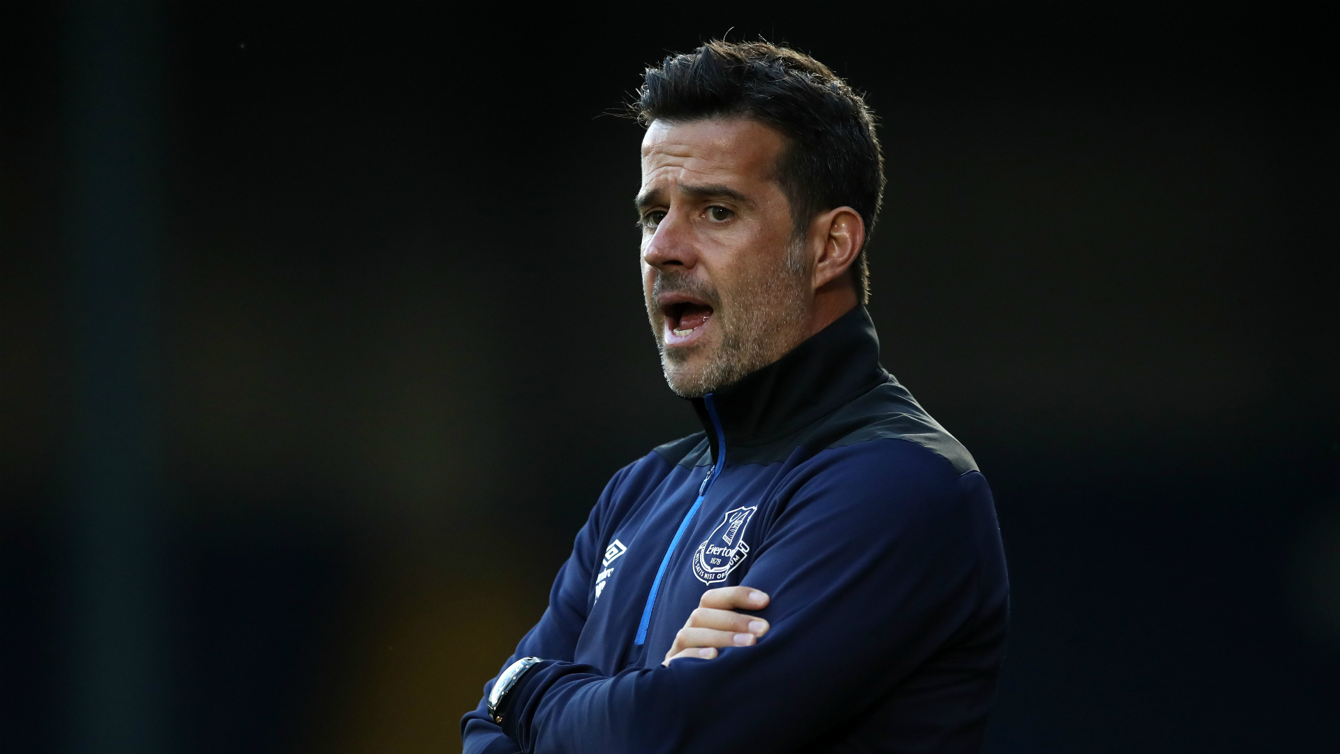 水慶霞曾執 水慶霞曾執