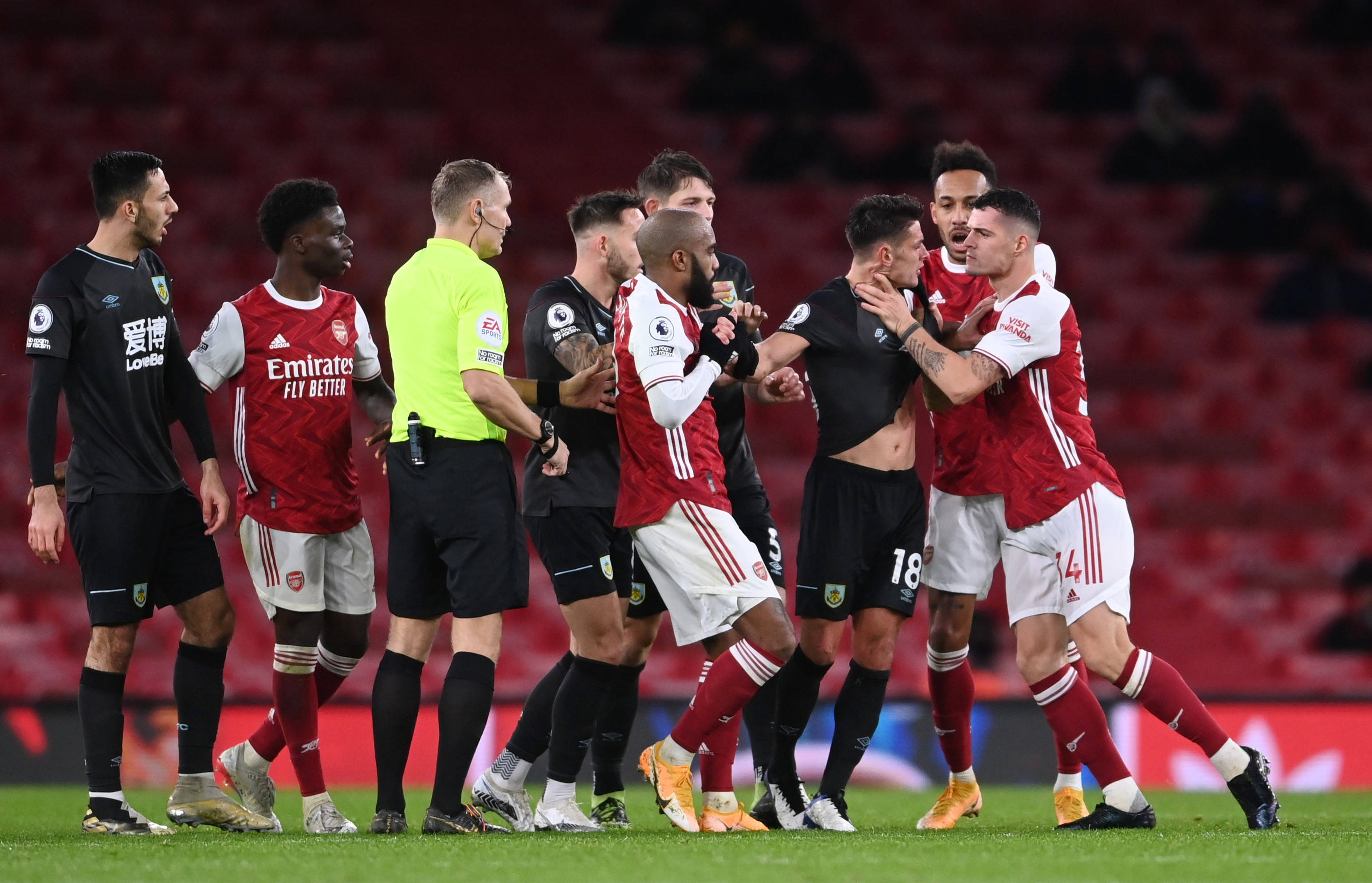 而這對新舊 而這對新舊